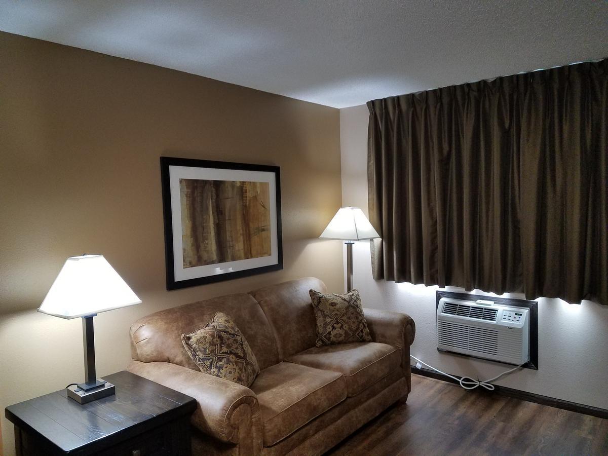 Americas Best Value Inn&Suites Bismarck Extérieur photo